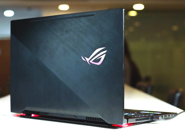 Asus ROG Zephayrus M 15-Inch Gaming Laptop Review