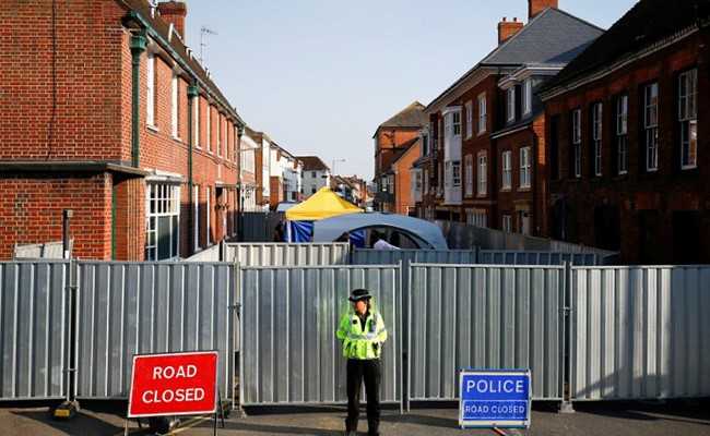 UK Police On Lookout For Nerve Agent Container After Woman Dies