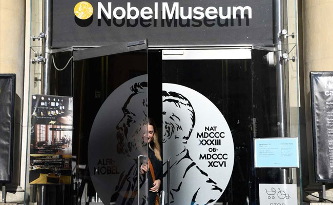 In Protest Against Nobel Prize Scandal, Intellectuals Seek Alternative