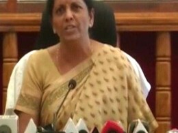 कर्नाटक : बाढ़ प्रभावित कोडागू दौरे पर गईं निर्मला सीतारमण ने मंत्री पर निकाला गुस्सा कर्नाटक : बाढ़ प्रभावित कोडागू दौरे पर गईं निर्मला सीतारमण ने मंत्री पर निकाला गुस्सा