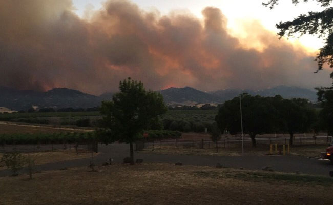 North California Wildfire Left Unchecked, Now Threatens Hundreds Of Homes