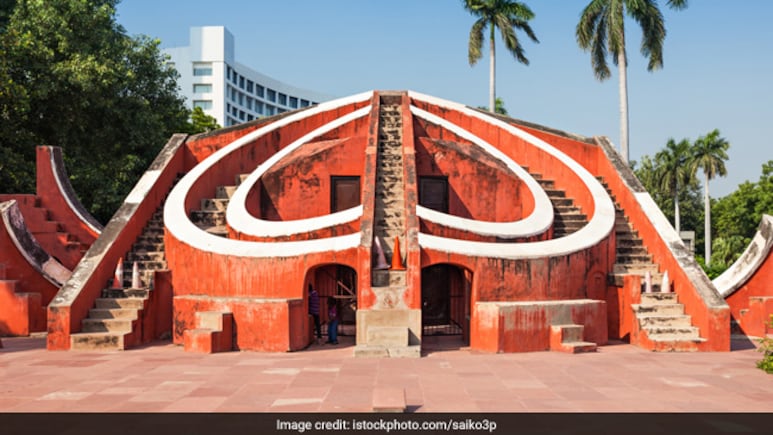 Man Protesting For Sister's Job Shoots Himself Dead At Delhi's Jantar Mantar