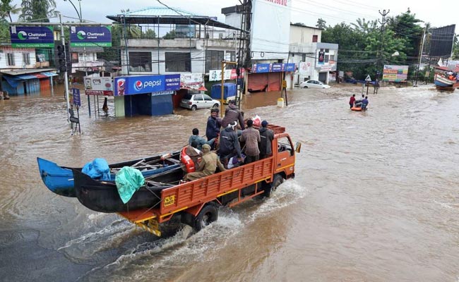 Kerala Government Floats Rs 1,000 Crore Tender For Flood-Damaged Roads
