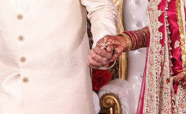 "Aadhaar, Dabba, Shaadi": Oxford Dictionary Gets 26 New Indian English Words