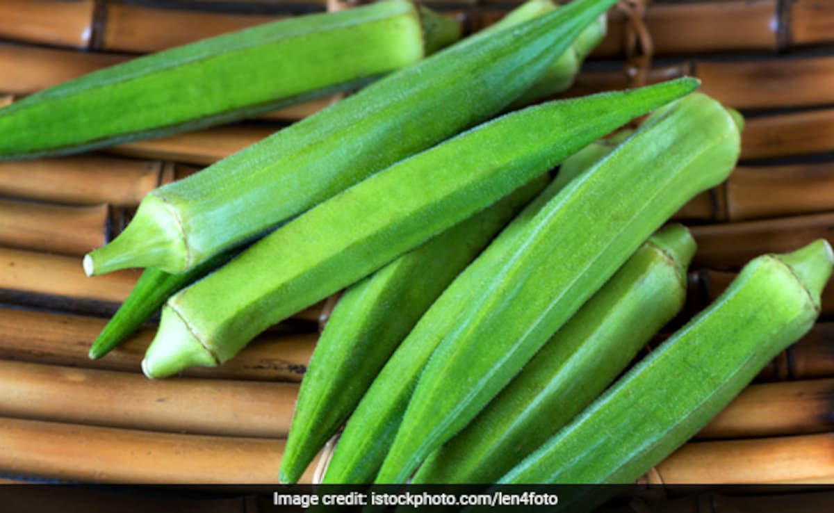 Ladyfinger helps in keeping kidney healthy and stones free Ladyfinger helps in keeping kidney healthy and stones free