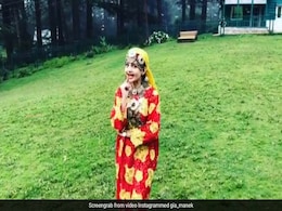 'साथ निभाना साथिया' की गोपी बहू ने कश्मीरी रंग में ढाया कहर, इस बॉलीवुड नंबर पर जमकर थिरकीं... 'साथ निभाना साथिया' की गोपी बहू ने कश्मीरी रंग में ढाया कहर, इस बॉलीवुड नंबर पर जमकर थिरकीं...