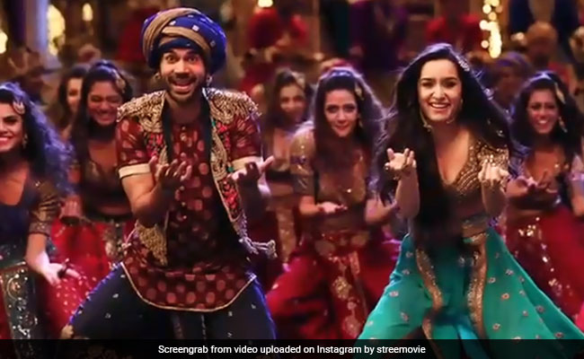 Stree Box Office Collection Day 1: 'यमला पगला दीवाना..' पर भारी पड़ी 'स्त्री', पहले ही दिन दिखाया यह कारनामा