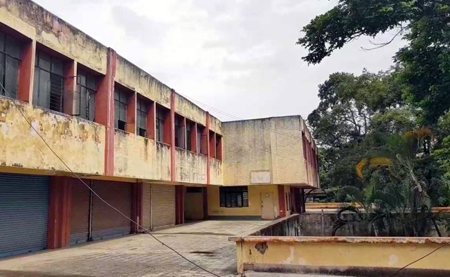 Mall To Replace Bengaluru Complex, Residents Worry About Trees, Traffic