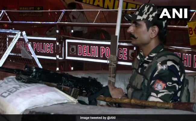 स्वतंत्रता दिवस के मद्देनजर राजधानी दिल्ली में चाक-चौबंद हुई सुरक्षा व्यवस्था, चप्पे-चप्पे पर सुरक्षाकर्मी तैनात 