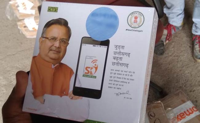 राजस्थान और छत्तीसगढ़ के चुनावों में फोन बांटने का खेल क्या है?