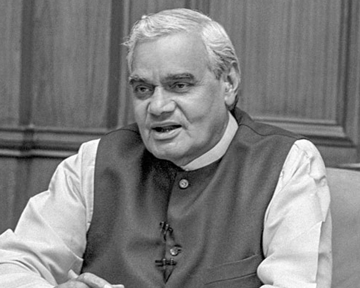 BJP Leaders Meet Telangana Chief Minister, Request For Vajpayee's Statue