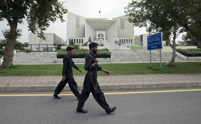 Pakistan's Judiciary Poses Challenge For Ruling Party PML-N Ahead Of Polls