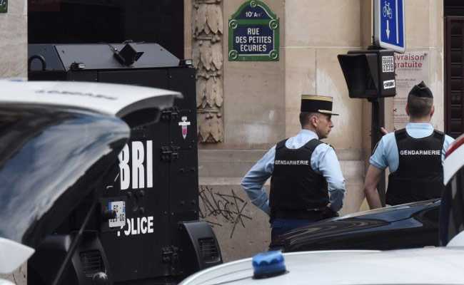 Paris Hostage Situation Over As Police Arrest Gunman