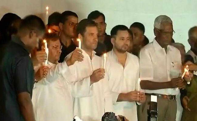 जंतर-मंतर पर दिखी विपक्ष की एकता, राहुल बोले - अगर नीतीश जी को सच में शर्म आ रही है तो जल्द से जल्द एक्शन लें