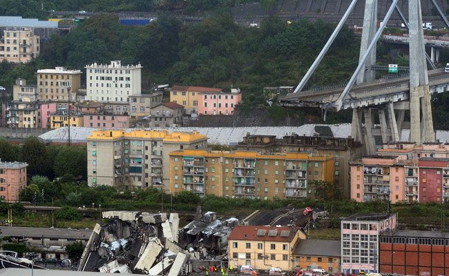At Least 38 Killed As Bridge Falls In Italy, Crushing Cars Underneath