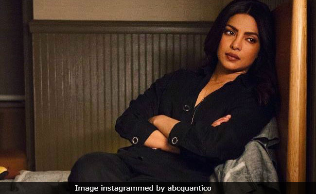After <i>Quantico</i> Controversy, Pooja Bhatt Backs Priyanka Chopra