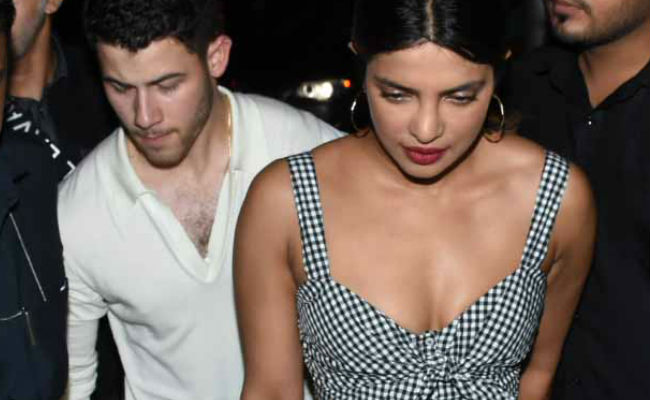 Priyanka Chopra And Nick Jonas Getting Engaged? "Whaaaaatt? Is This True?," Fans Ask