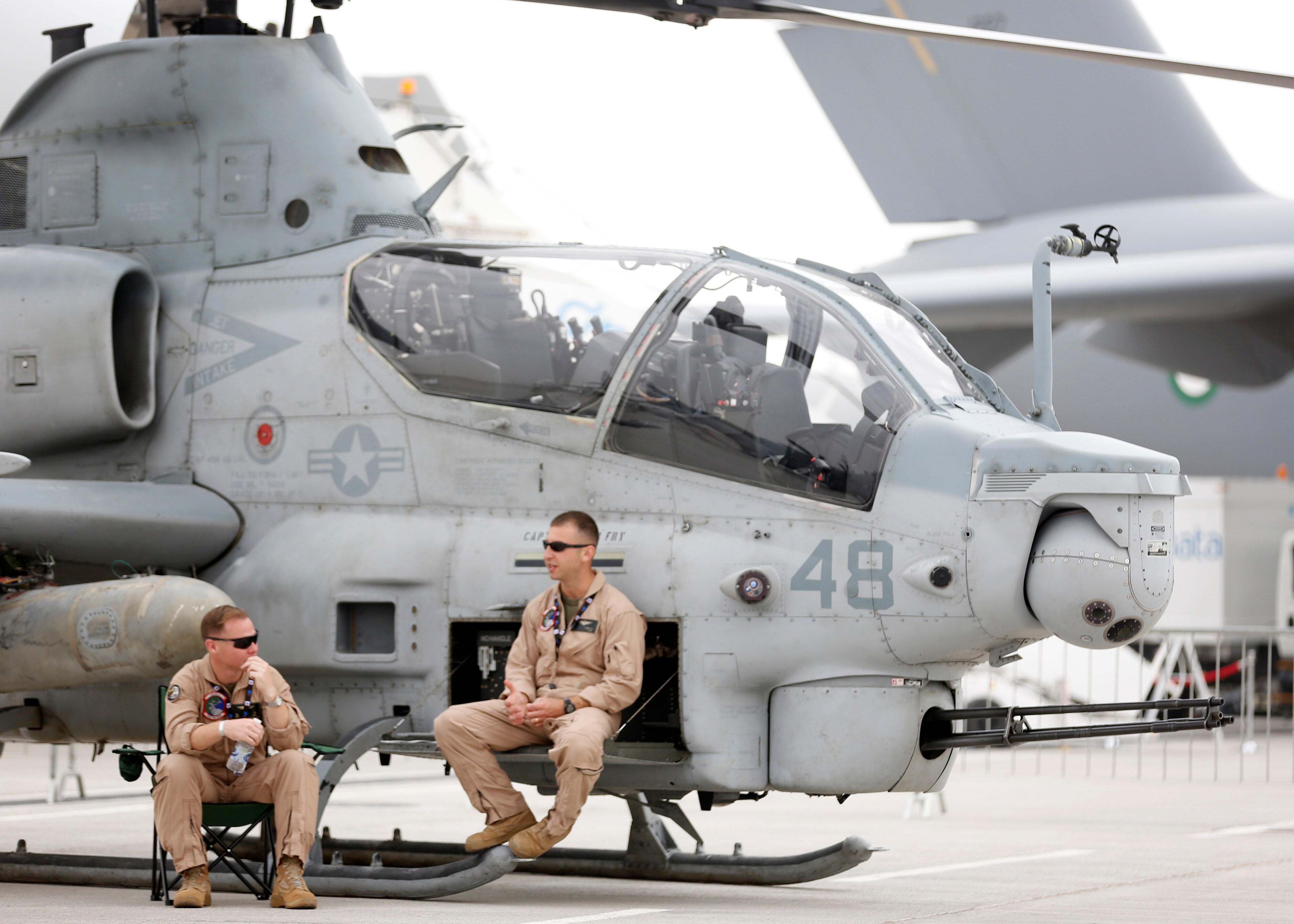 A Bell AH-1Z helicopter on show during the Dubai International Airshow (Photographer: Jason Alden/Bloomberg)