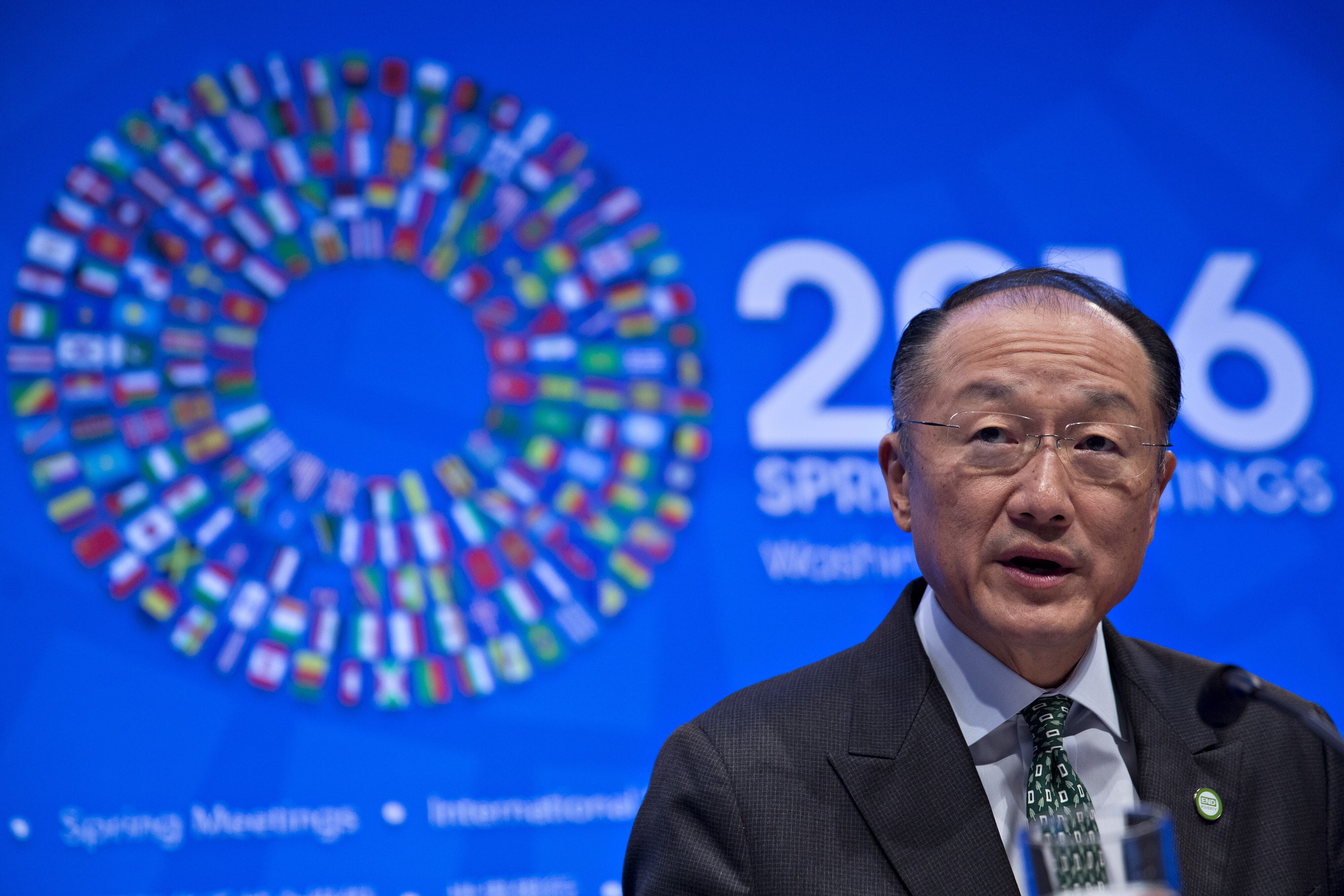 Jim Yong Kim, president of the World Bank Group, speaks at a news conference. (Photographer: Andrew Harrer/Bloomberg)