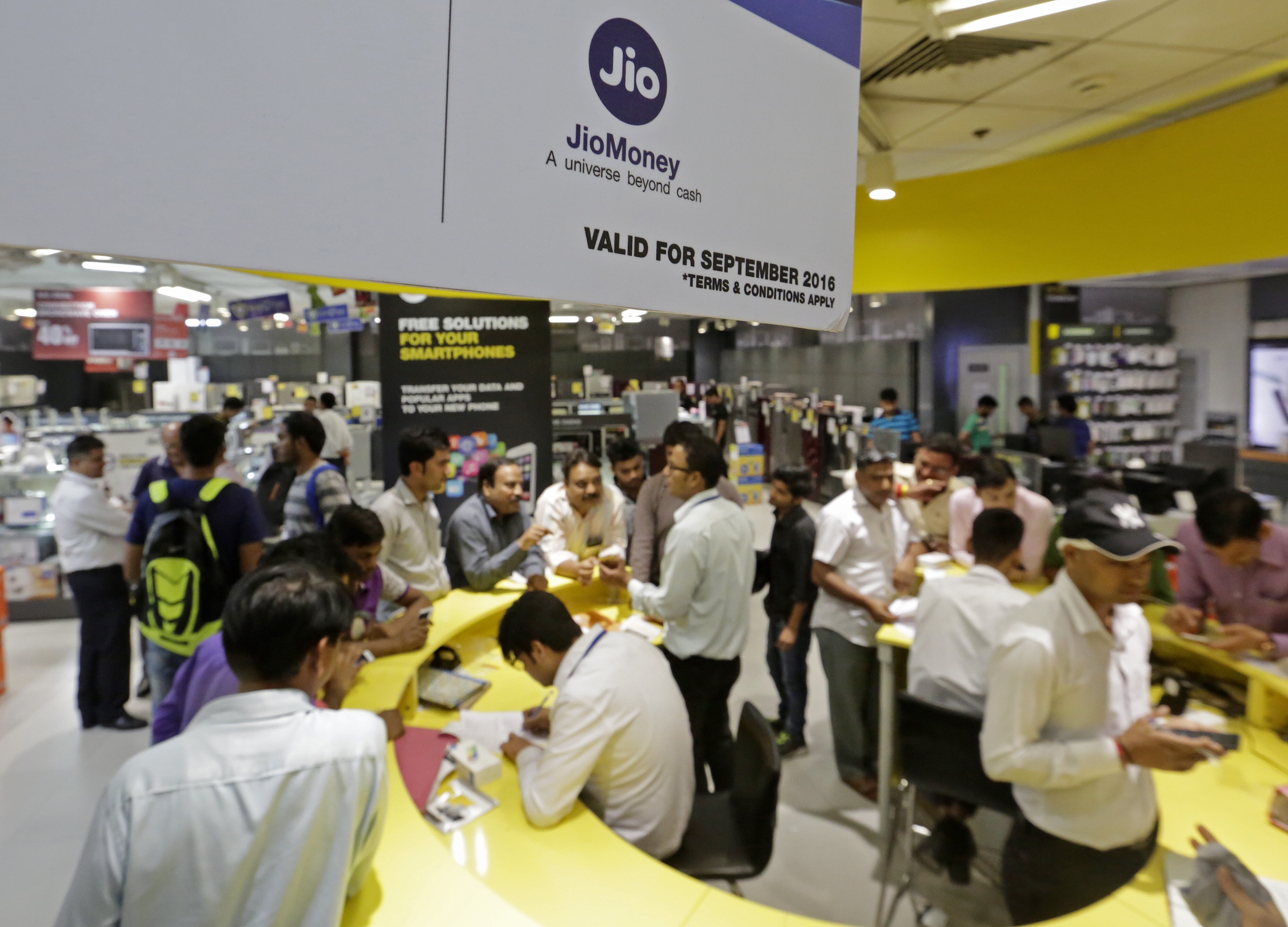 Reliance Digital store in India. (Photographer: Anindito Mukherjee/Bloomberg)