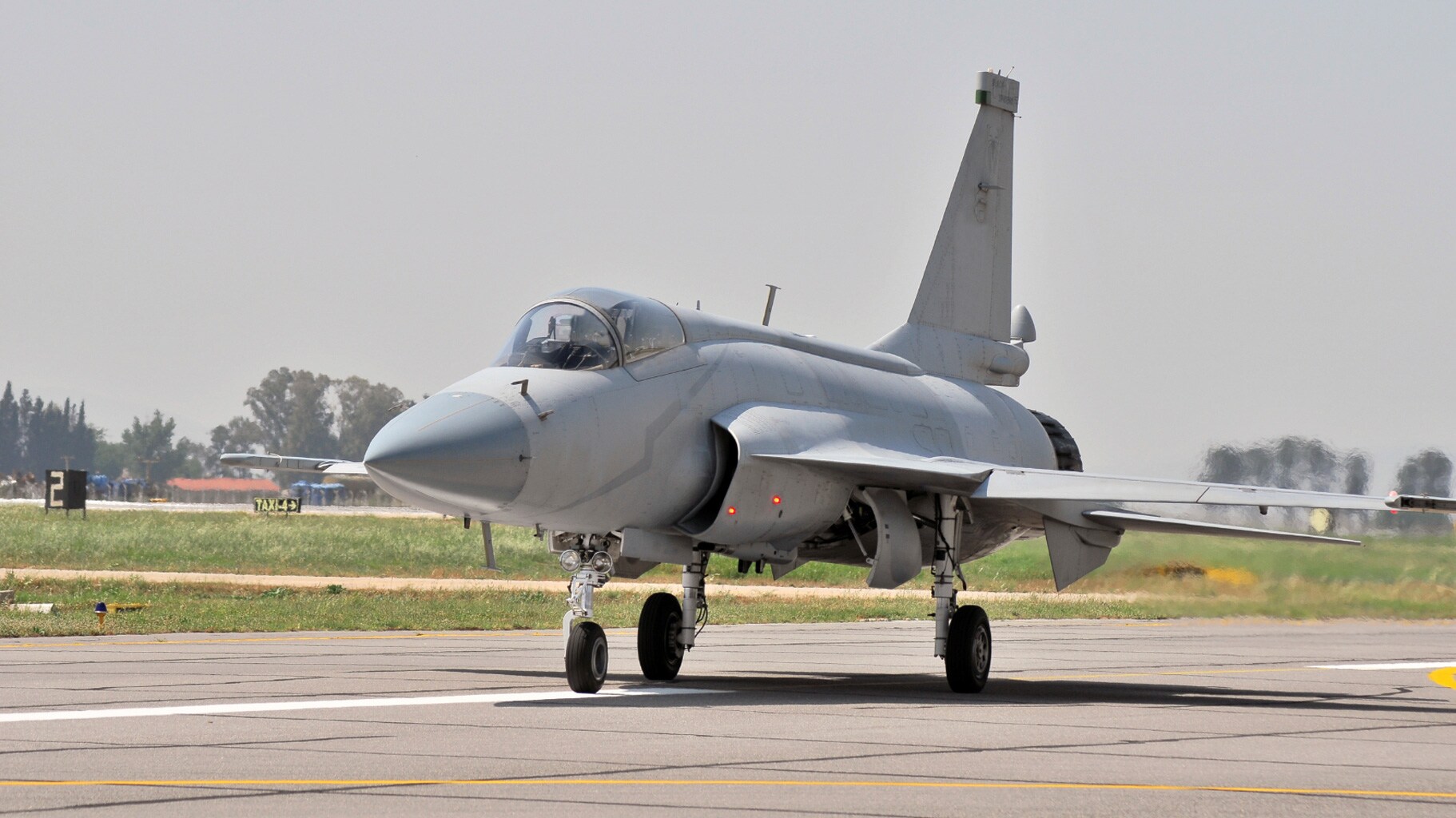 A fighter jet of the F series. Picture used for representational purposes only. (Photo: iStock)