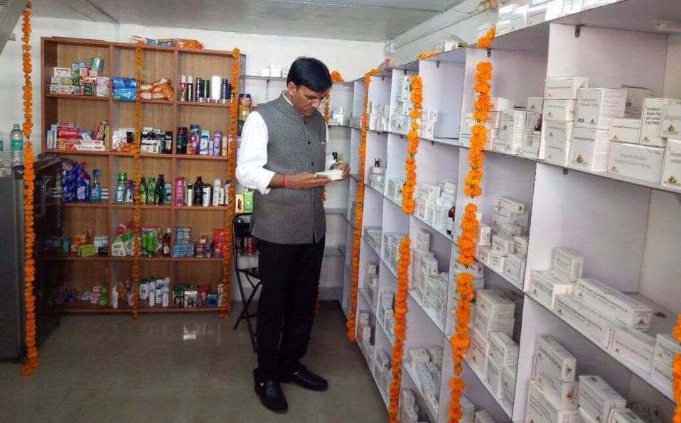 Union minister of state for chemicals and fertilizers Mansukh Mandaviya at the opening of a Jan Aushadhi store. (Source: Jan Aushadi website)