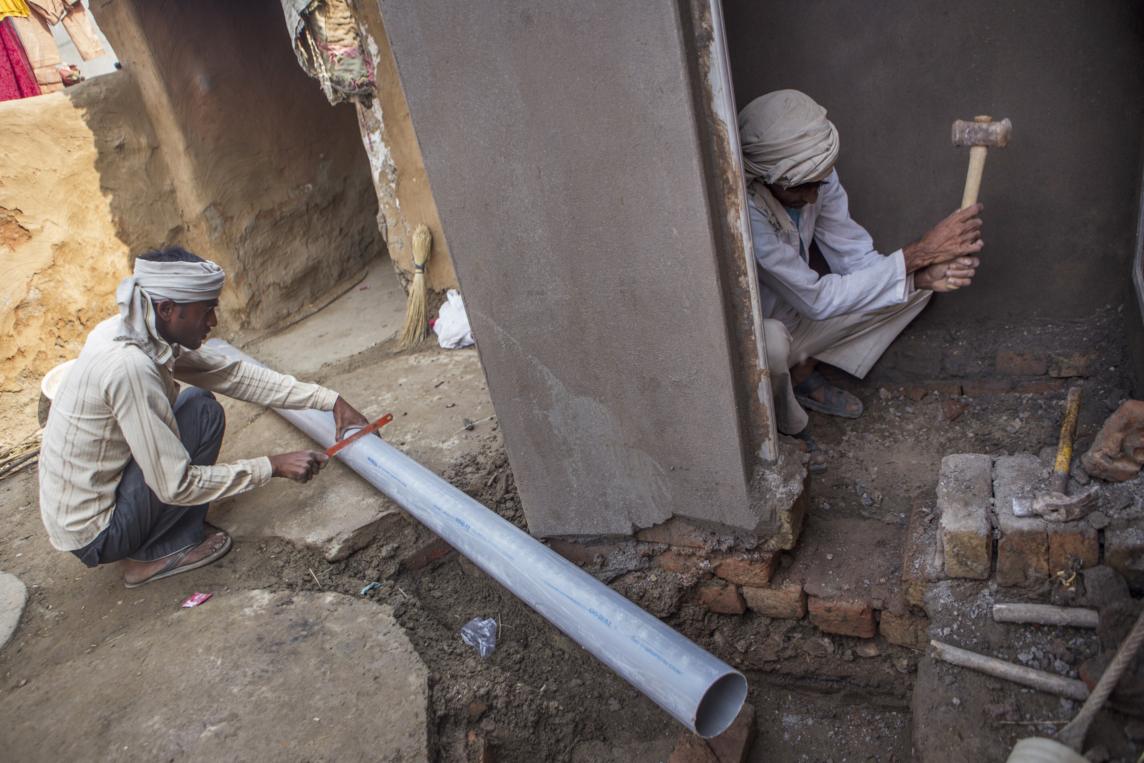 The construction of a toilet block in Chapra village, Haryana, on Nov. 4, 2015. (Photographer: Prashanth Vishwanathan/Bloomberg)