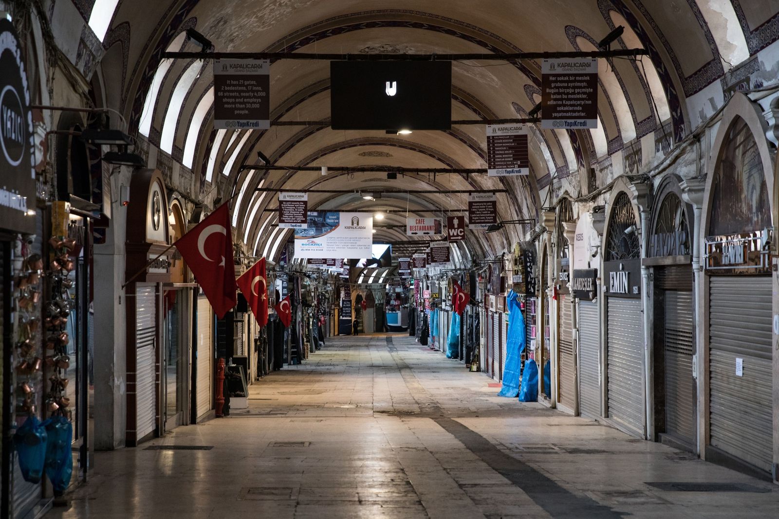 An empty walkway inside the Grand Bazaar on March 25. (Photographer: Kerem Uzel/Bloomberg)