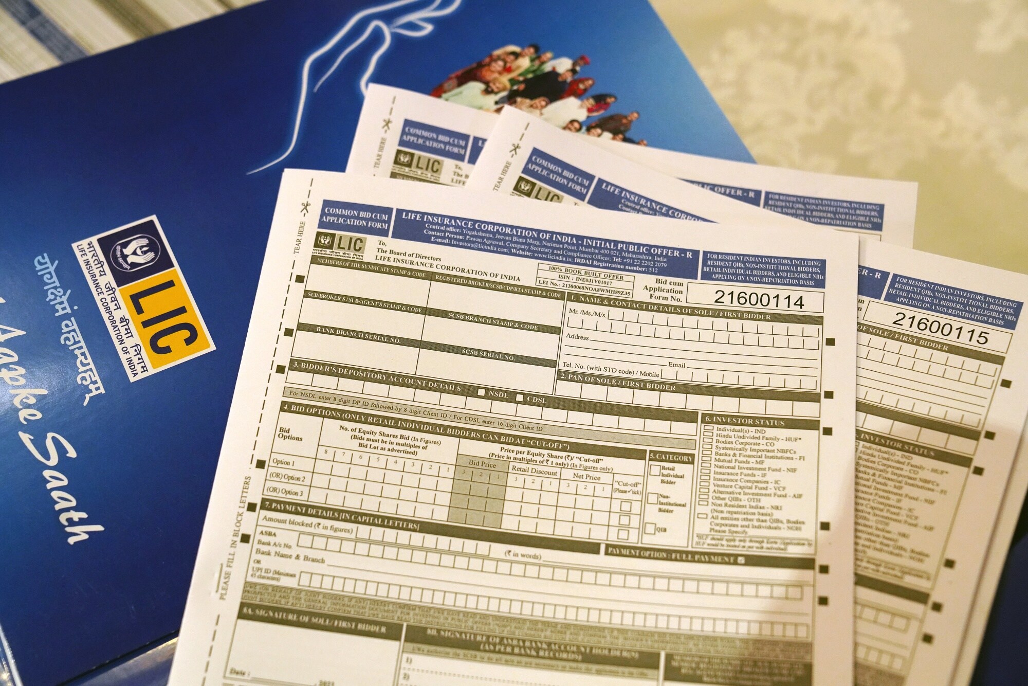 Forms for the LIC's IPO.Photographer: T. Narayan/Bloomberg