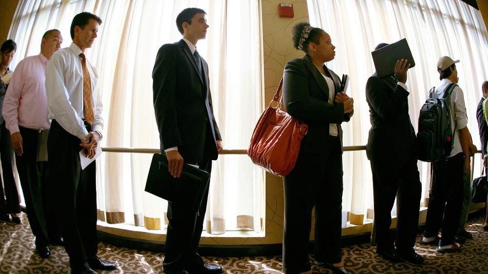 WATCH: Initial unemployment claims decreased by 5,000 to 232,000 in the week ended Aug. 27, Labor Department data showed.Source: Bloomberg