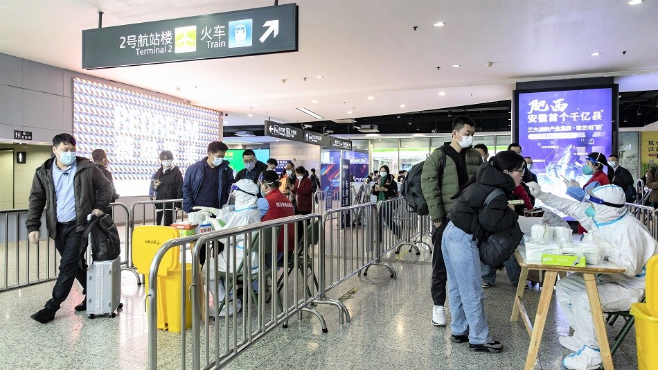 WATCH: China's daily Covid-19 infections has climbed to a record high. James Mayger reports.Source: Bloomberg