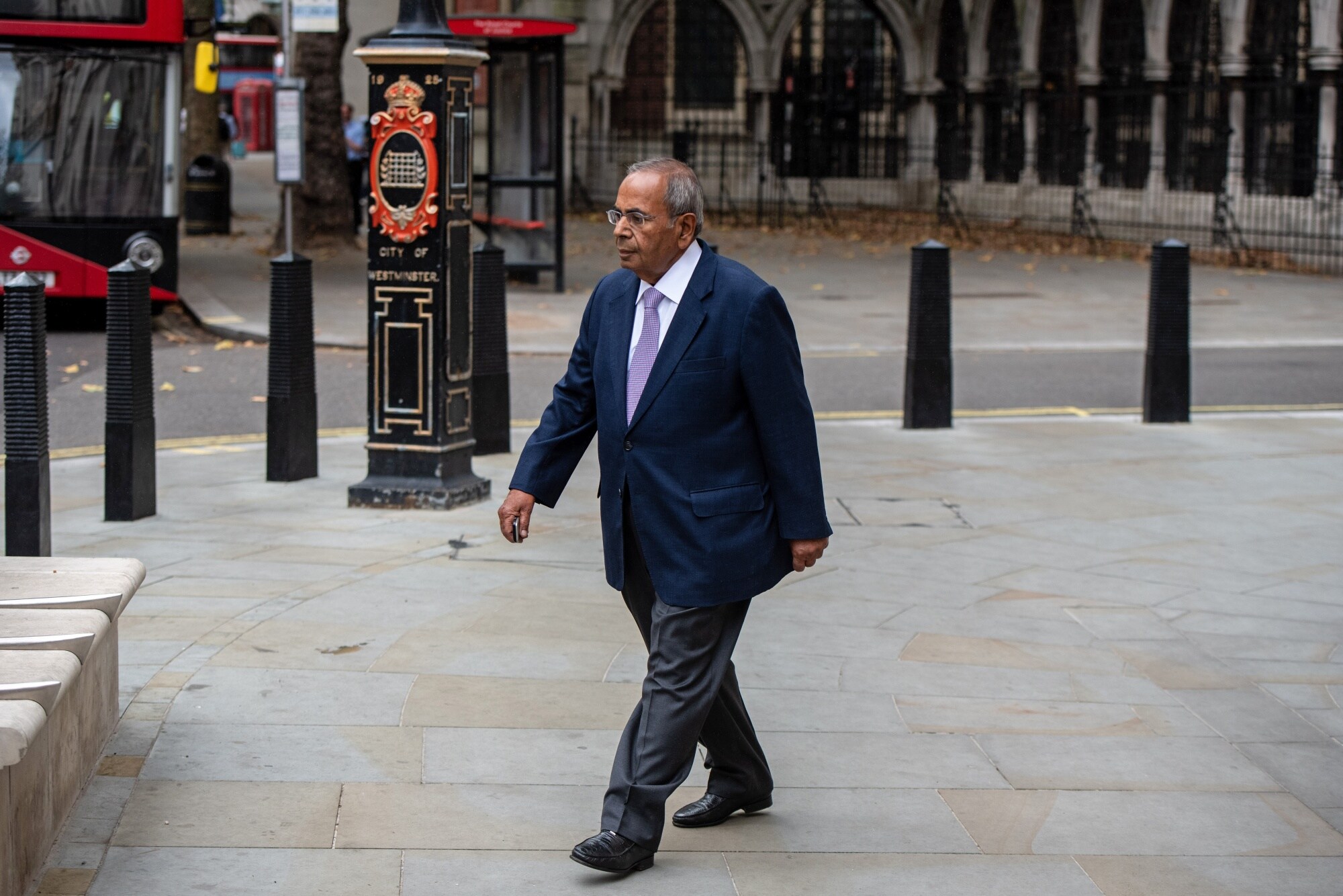 Gopichand Hinduja outside the Royal Courts of Justice in London.Photographer: Chris J. Ratcliffe/Bloomberg