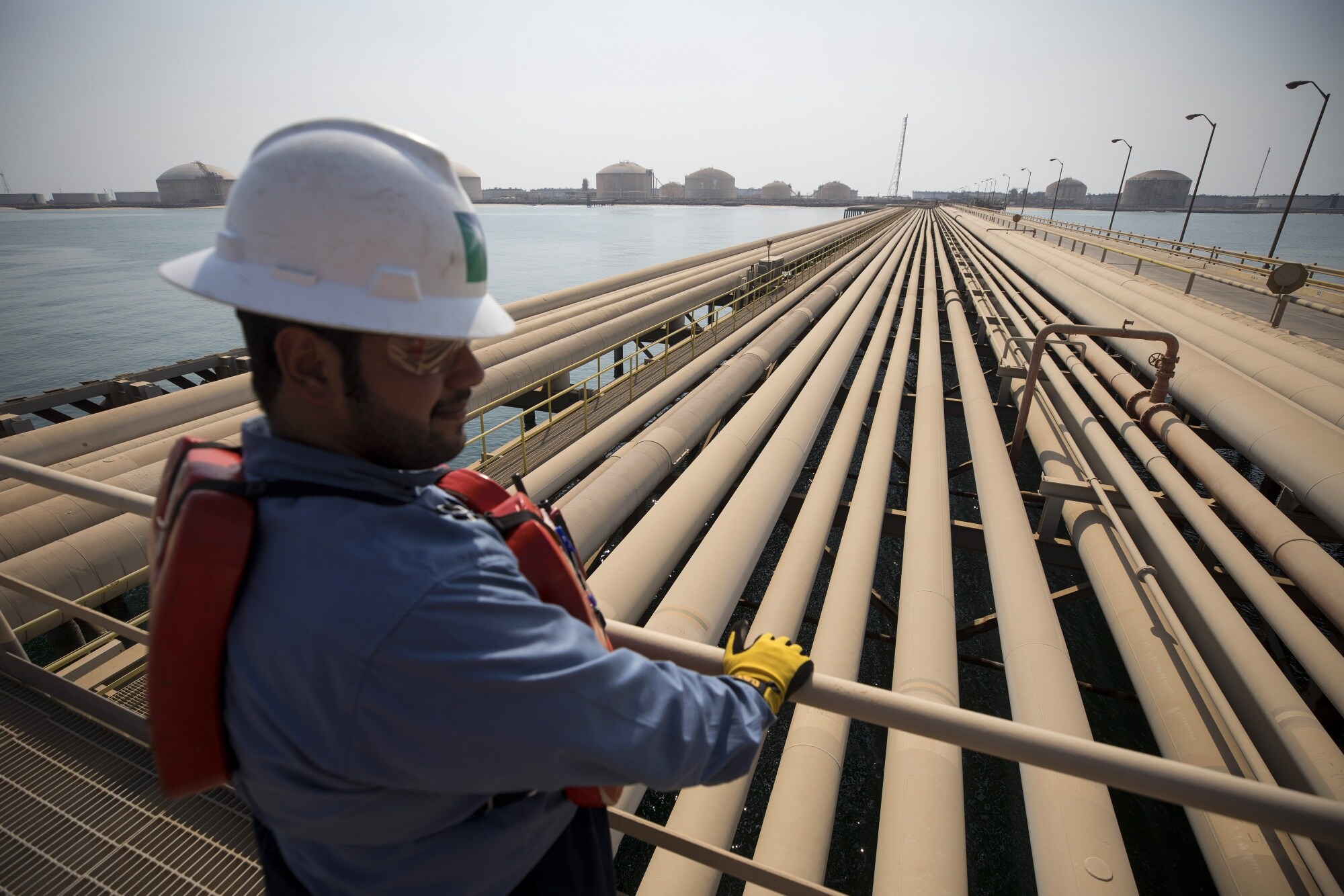 China is now Saudi Arabia's top crude customer.Photographer: Simon Dawson/Bloomberg