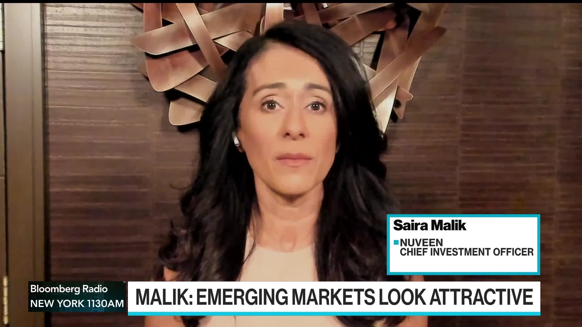 Nuveen CIO Saira Malik says investors should take advantage of the “strong” fundamentals backing municipal bond and leveraged loan assets. “You are seeing entry points that you haven't seen in years or even decades,” she says on “Bloomberg Surveillance.”Source: Bloomberg