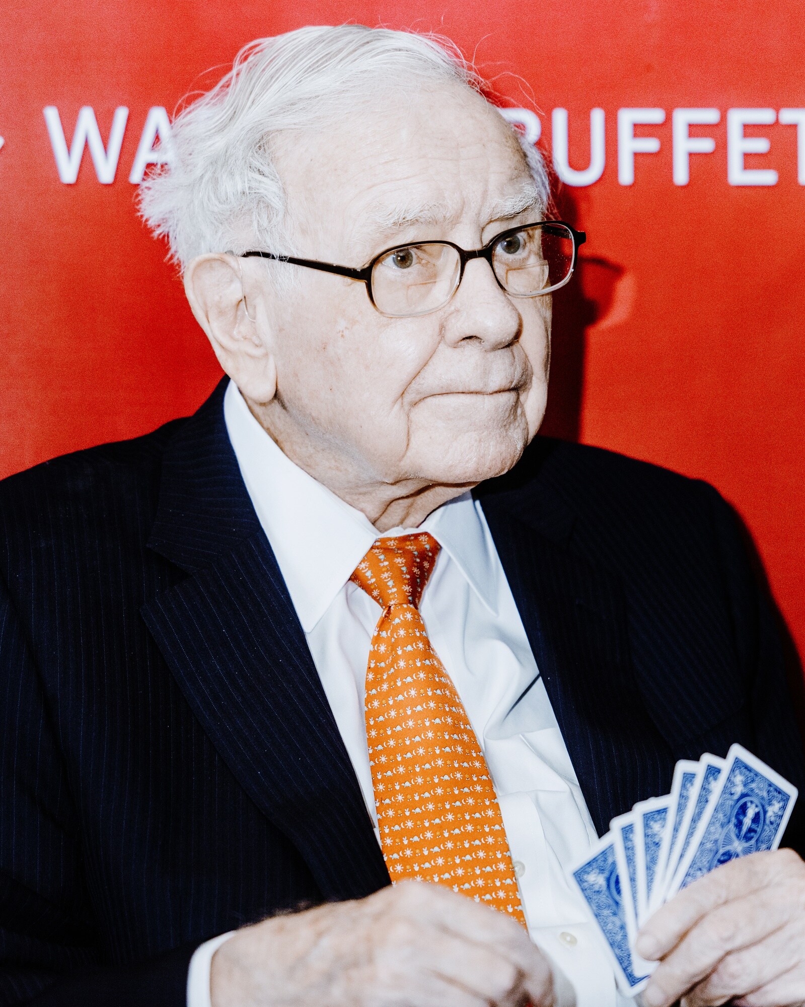 Warren Buffett plays bridge at an event on the sidelines of the Berkshire Hathaway annual meeting meeting in May 2019.Source: Bloomberg