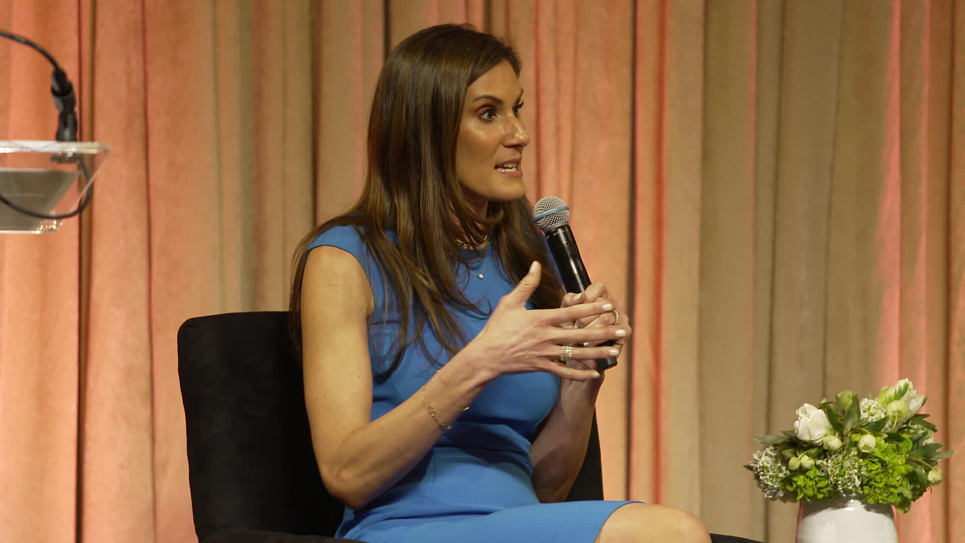 WATCH: Alisa Mall, CIO of Michael Dell's family office DFO Management, explains where she sees opportunities in the current market environment.Source: Bloomberg