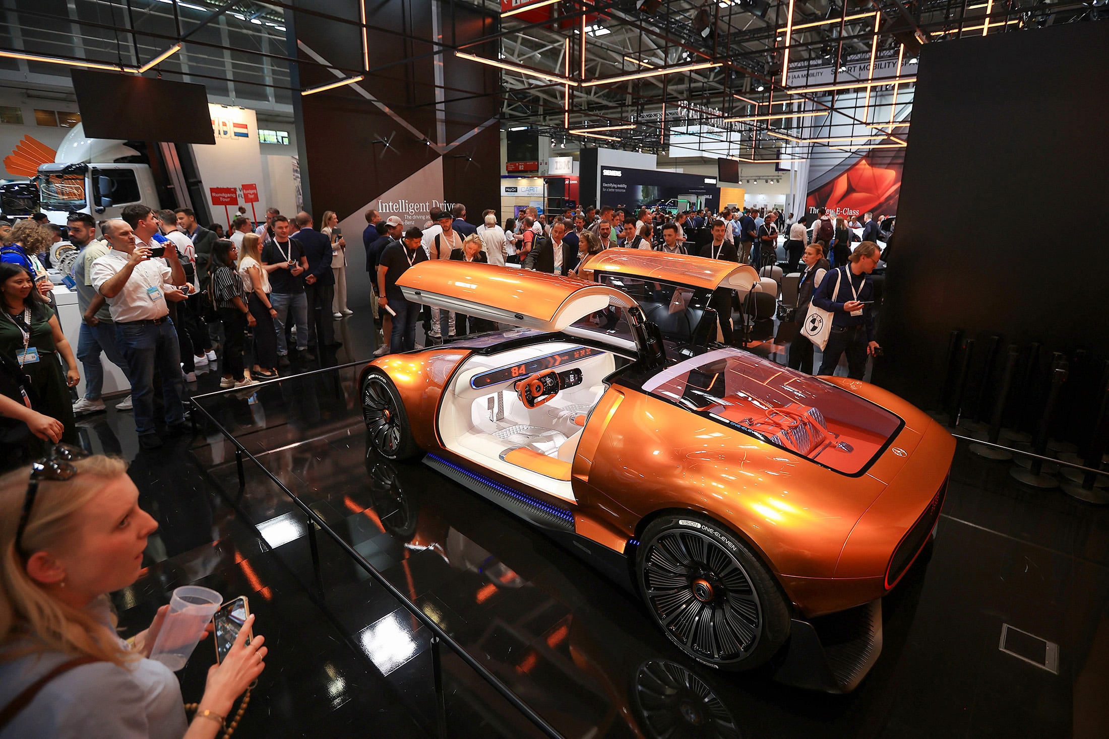 A Mercedes-Benz C111 electric supercar concept at this year's Munich motor show.Photographer: Krisztian Bocsi/Bloomberg
