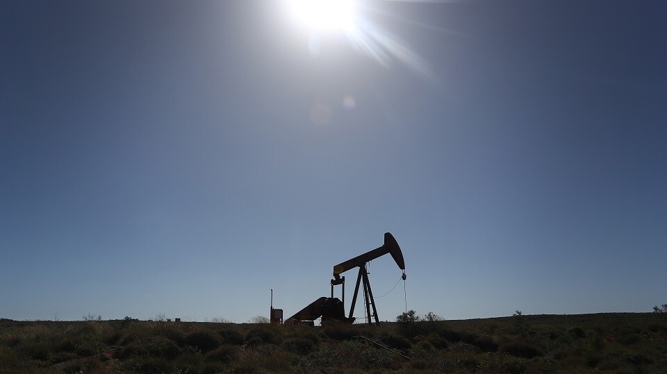 WATCH: Oil edged closer to $95 a barrel following a three-week rally that boosted prices by 11%. Will Kennedy reports.Source: Bloomberg