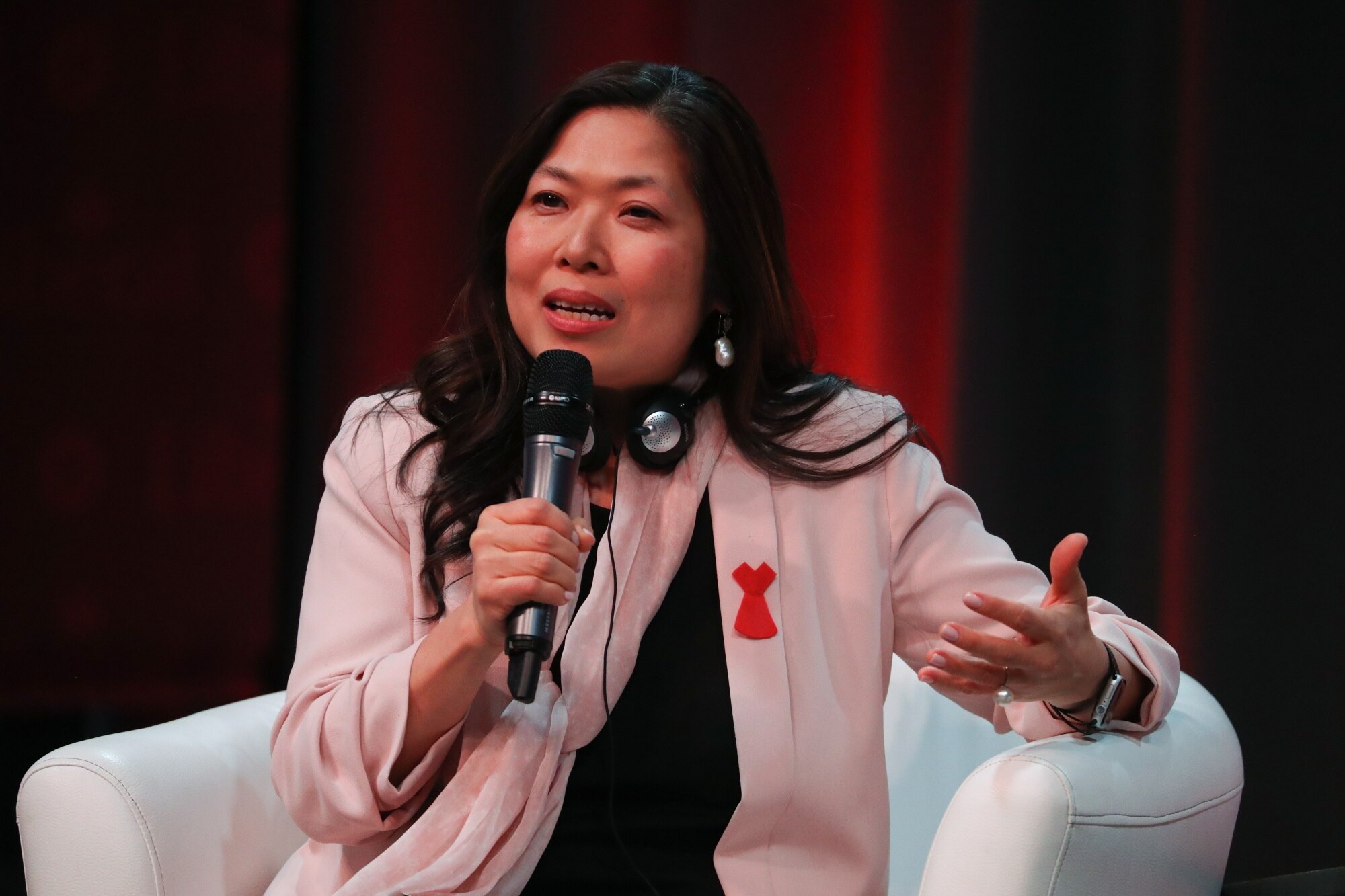 Mary Ng Photographer: David Kawai/Bloomberg