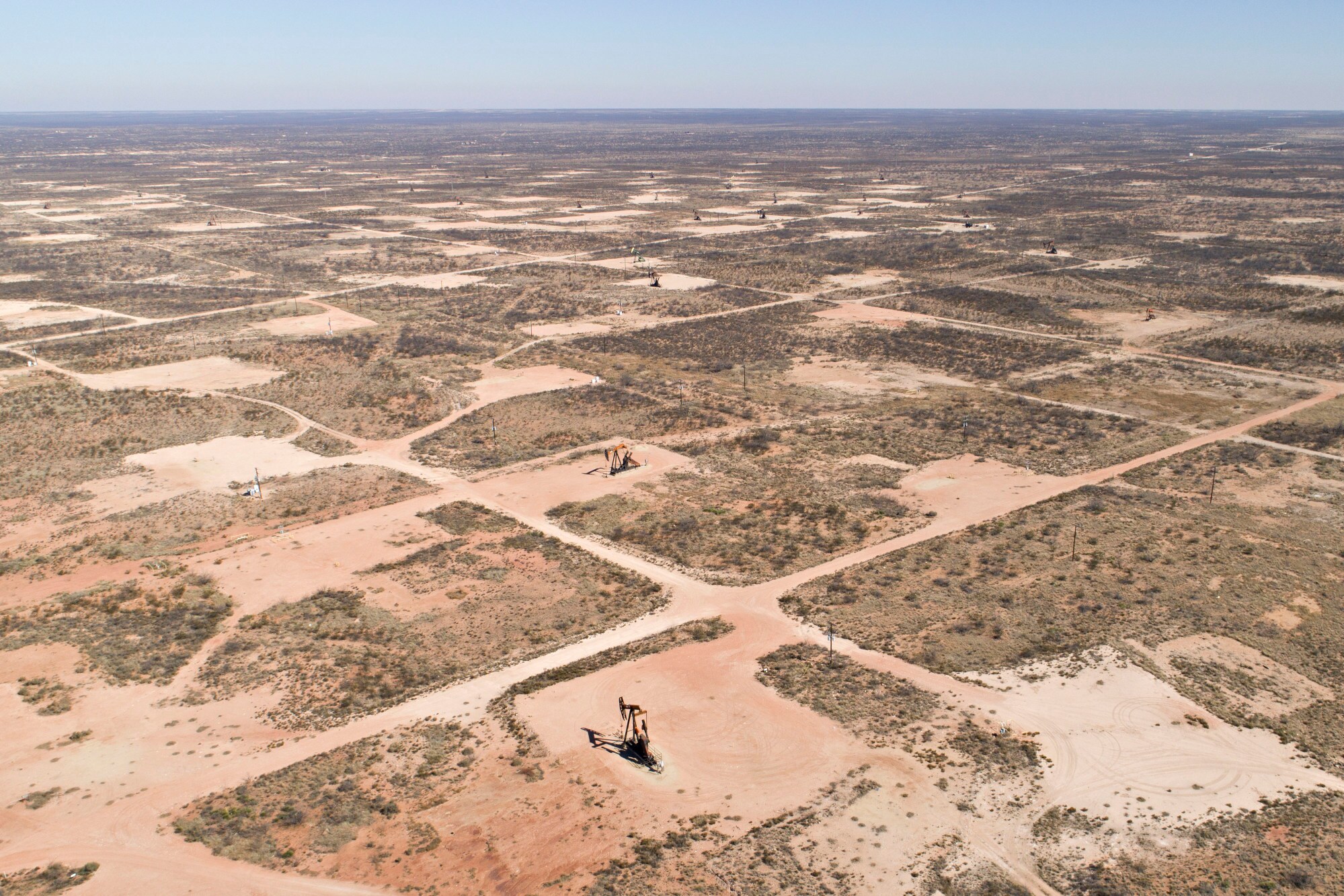 Pumpjacks operate on wells in the Permian Basin in Texas.Photographer: Daniel Acker/Bloomberg