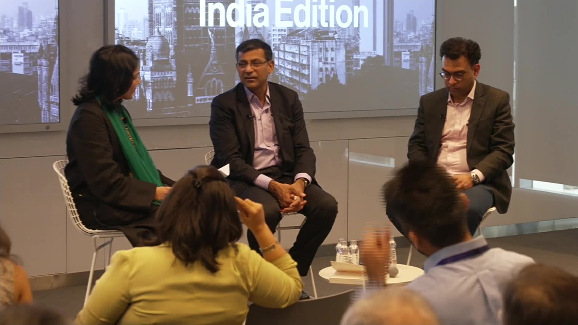 WATCH: India's former central bank Governor Raghuram Rajan says the US Federal Reserve is stuck in “no man's land.” Source: Bloomberg