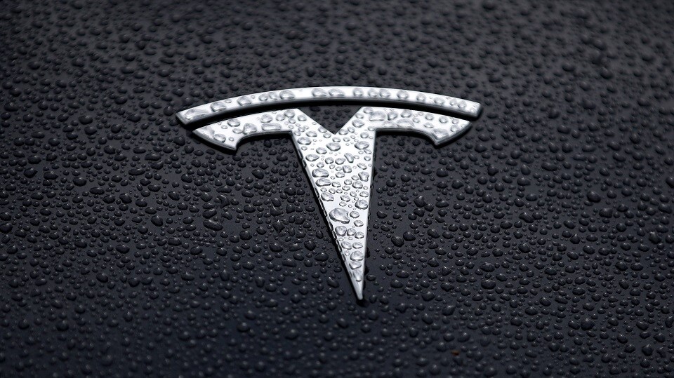 WATCH: Tesla Inc. filed a recall covering more than 2 million vehicles related to its driver-assistance system Autopilot. Ed Ludlow reports.Source: Bloomberg