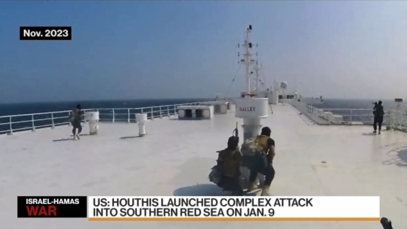 Houthi rebels carried out one of their largest missile and drone attacks to date on commercial shipping lanes in the Red Sea, igniting a response from five US and UK warships patrolling the region critical to global trade. Bloomberg's Paul Wallace reports.Source: Bloomberg