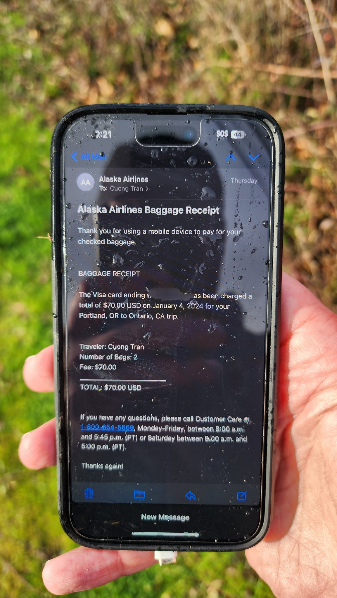 An iPhone from Alaska Airlines Flight 1282Source: Twitter user @SeanSafyre via Bloomberg
