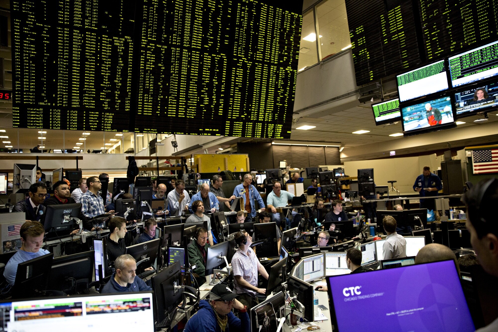 Traders in the Cboe Volatility Index (VIX) pit on the floor of the Cboe Global Markets, Inc. exchange in Chicago on Feb. 14, 2018.Photographer: Daniel Acker/Bloomberg