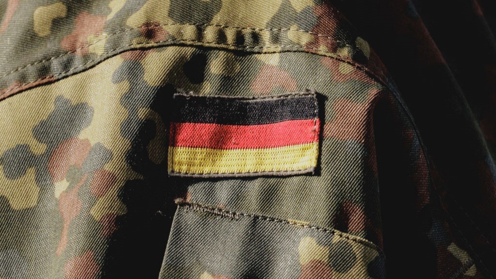 WATCH: Germany's ruling coalition will forge ahead with an overhaul of the nation's armed forces with orders worth as much as €7 billion for two navy frigates and hundreds of armored transport vehicles. Oliver Crook reports.