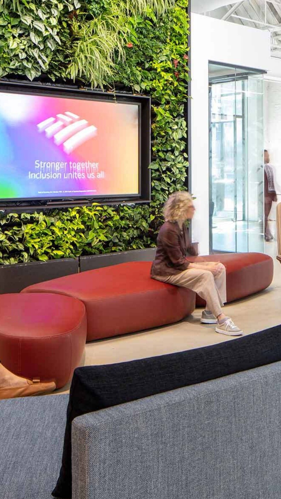 WATCH: As Banking Moves Online, Branch Design Takes Cues From Starbucks