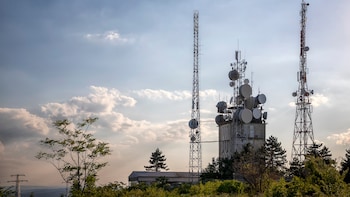 Indus Towers Q4 Results: Profit Flat At 0.8%, Declares Dividend