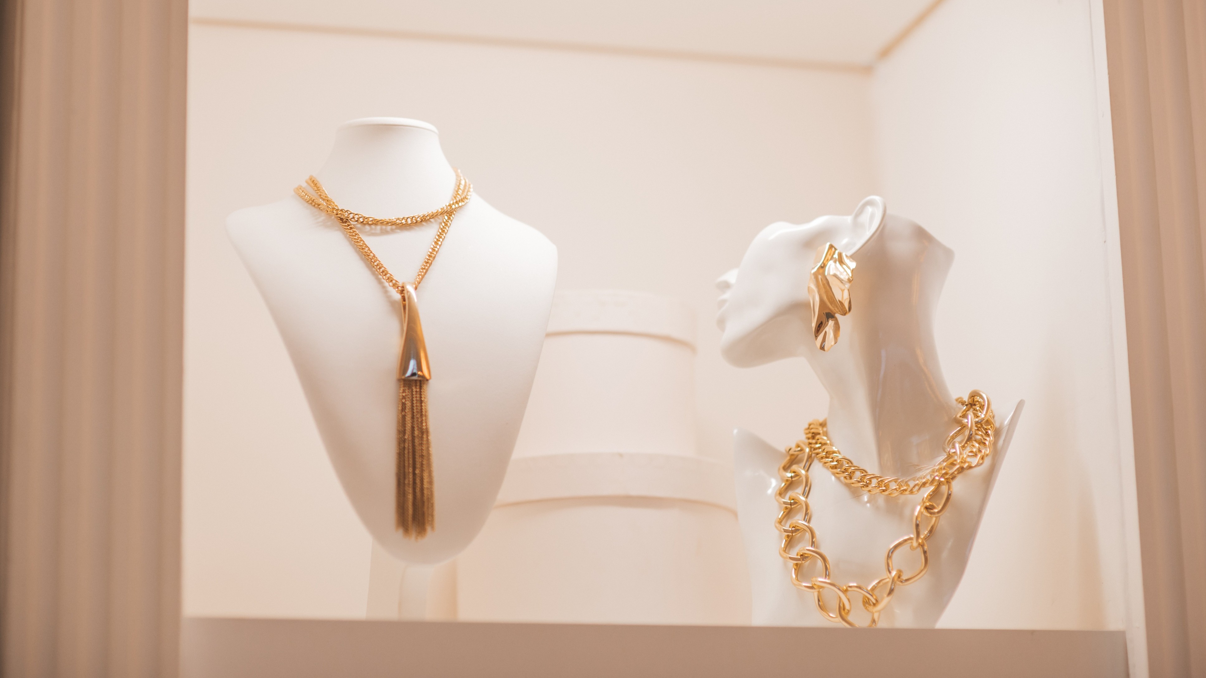 PC Jeweller Q1 Updates: 80% Revenue Surge On Festive Demand