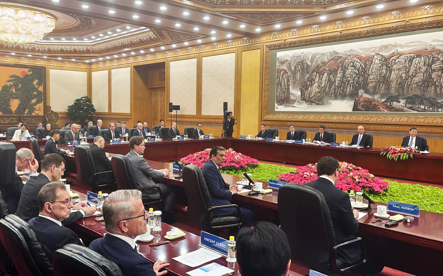 Xi Jinping Meets Global Business Leaders As China Seeks To Woo Investors